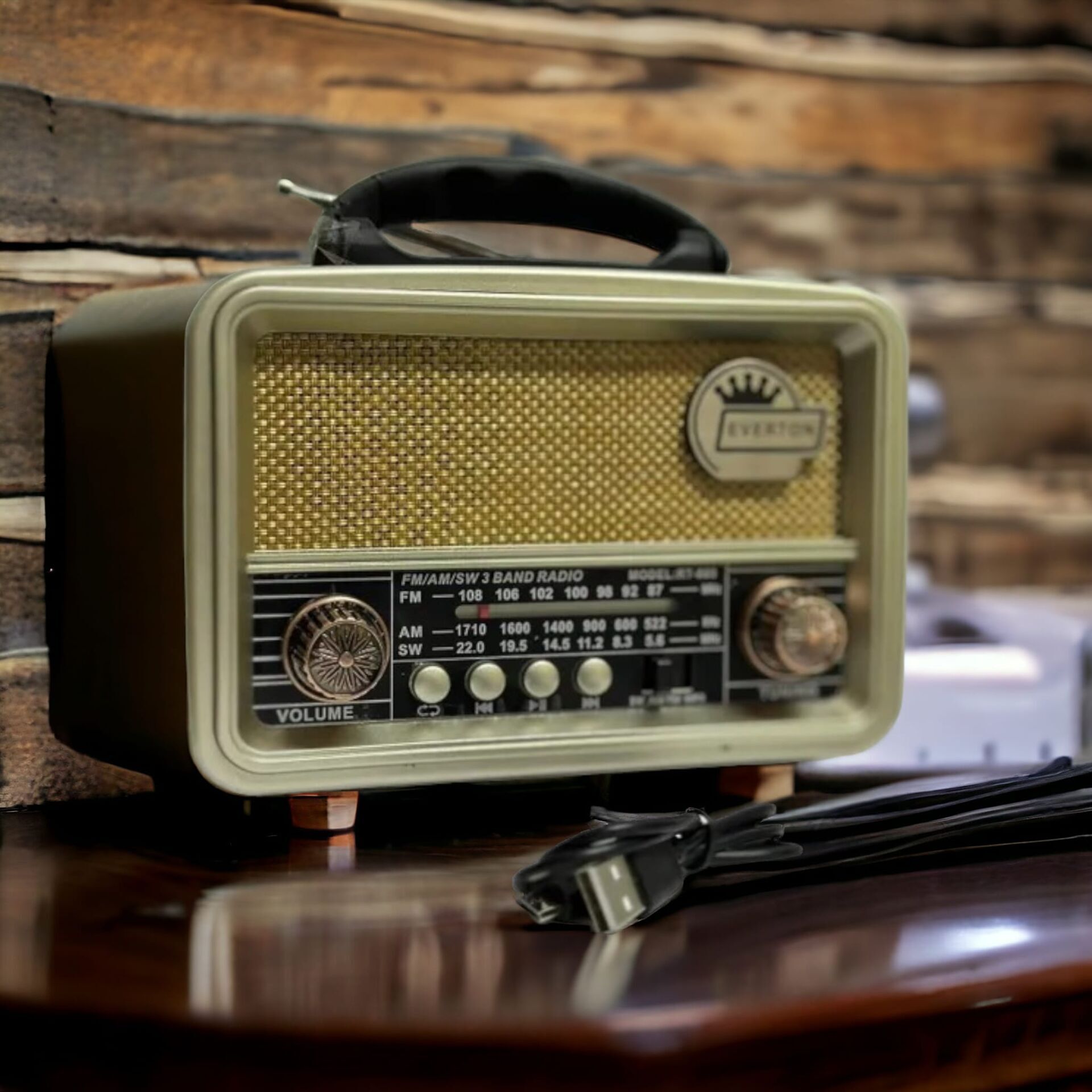 Everton Rt-860 Nostaljik Bluetoothlu Rt-860 Usb / Sd / Radyo Müzik Kutusu