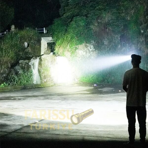 3000 Lümen Şarjlı Zoomlu Kafa Lambası - 1 KM Menzilli, IPX6 Su Geçirmez