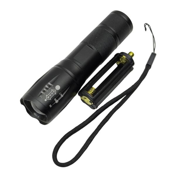 Güçlü LED El Feneri - Ayarlanabilir Zoomlu Taktik Fener (3 Adet Pil ile Çalışır)