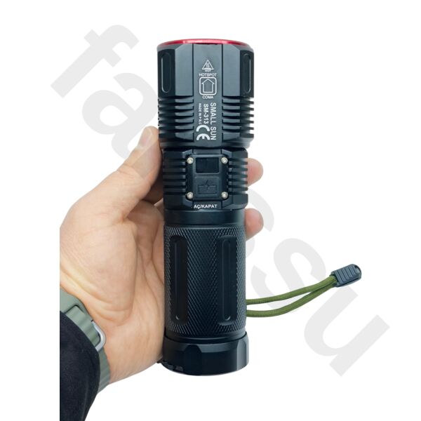 SM-313 50W 5000 Lümen Profesyonel Şarjlı El Feneri - 1.5 KM Menzilli & 7200 mAh Güçlü Batarya Seti