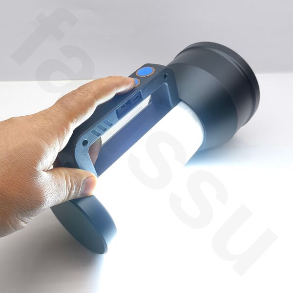 OR-076 10000 Lümen Şarj Edilebilir El Feneri - 1 KM Menzilli Projektör & Çok Fonksiyonlu Kamp Lambası