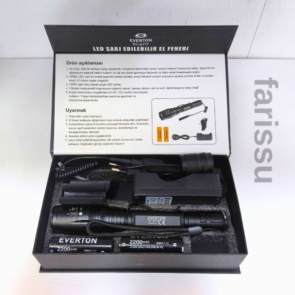 Everton RT-S117 LED El Feneri 800 Lümen Zoomlu Uzun Menzil Şarjlı Güçlü Aydınlatma