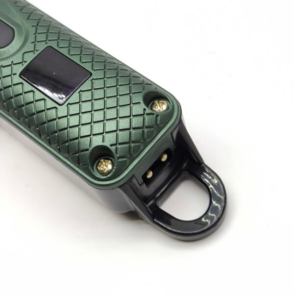 Waer Profesyonel Şarjlı Saç Kesme Makinesi - LED Ekranlı, 240 Dakika Kullanım Süresi - Tıraş Makinesi Seti