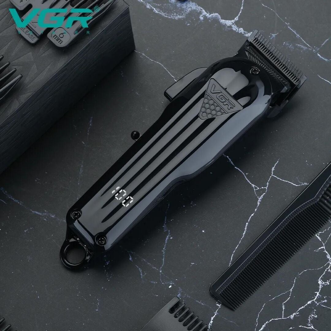 VGR V-282 Dijital Ekranlı Erkek Saç Kesme Makinesi