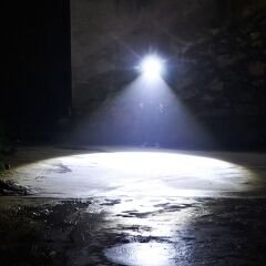 3xT6 Şarjlı Kafa Feneri | 3 LED | 6800mAh 2 Adet 18650 Pil | Su Geçirmez | Araba & Prizden Şarj | Kamp Av Farı