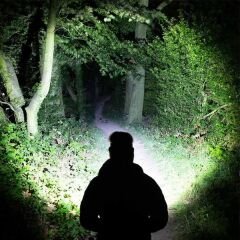 Taktik Tip Zoomlu El Feneri | 2 Adet 1900 mAh Pil + Şarj Cihazı | 3 Mod | Süper Parlak LED