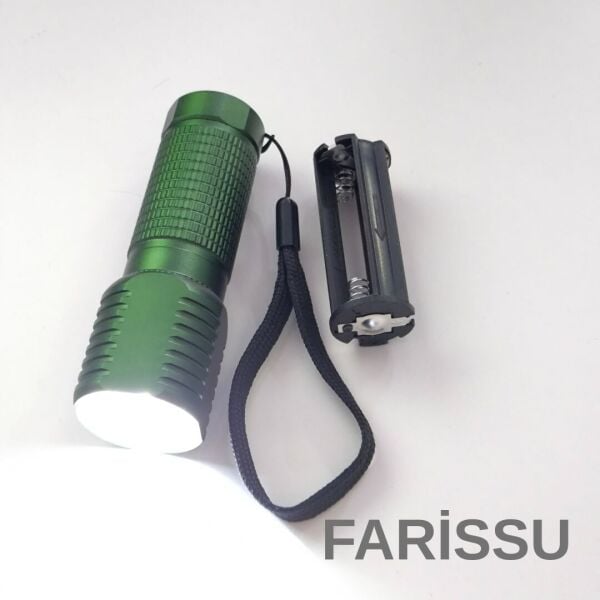 Yeşil OR-8818 Çok Amaçlı LED Fener - Kamp, Ev, Acil Durum ve Deprem İçin (Piller Dahil Değil)