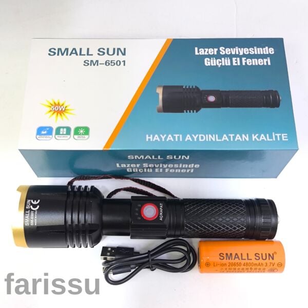 Small Sun SM-6501 50W Şarjlı LED El Feneri - 800 Metre Menzilli, USB-C ve Zoom Özellikli