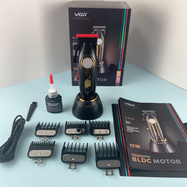 VGR V-010 Profesyonel Saç Kesme Makinesi - Güçlü ve Hassas Kesim Deneyimi ( Gold )