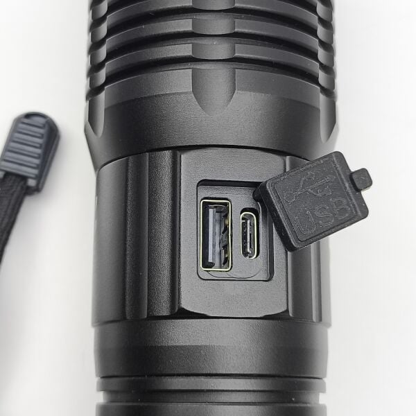 GK9595 100W Lazer LED Profesyonel El Feneri - 7200mAh Powerbank Özellikli, 2200m Menzil, Zoomlu