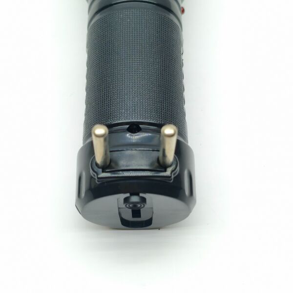 Kompakt Şarjlı LED El Feneri – 2 Işık Modlu – Hafif ve Taşınabilir